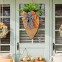 Dingion Carrot Wreath Sign for Front Door Wall Decorations for Outdoor Outside Porch, Spring Farmhouse Wooden Indoor Wall Hanging Door Decoration