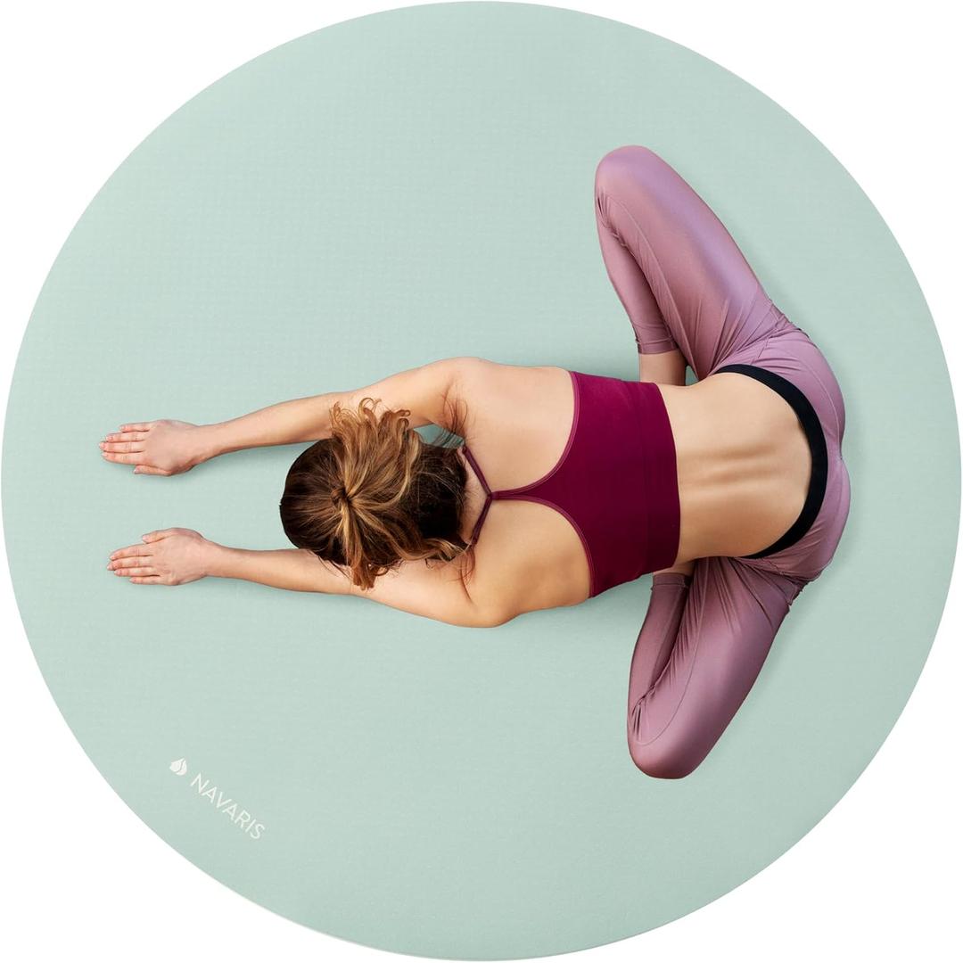 Navaris Round Yoga Mat - 47" Diameter Circular Exercise Mat 1/4" Thick - Non-Slip Mat for Cardio, Workout, Fitness, Tai Chi, Meditation - Size Small (Mint)