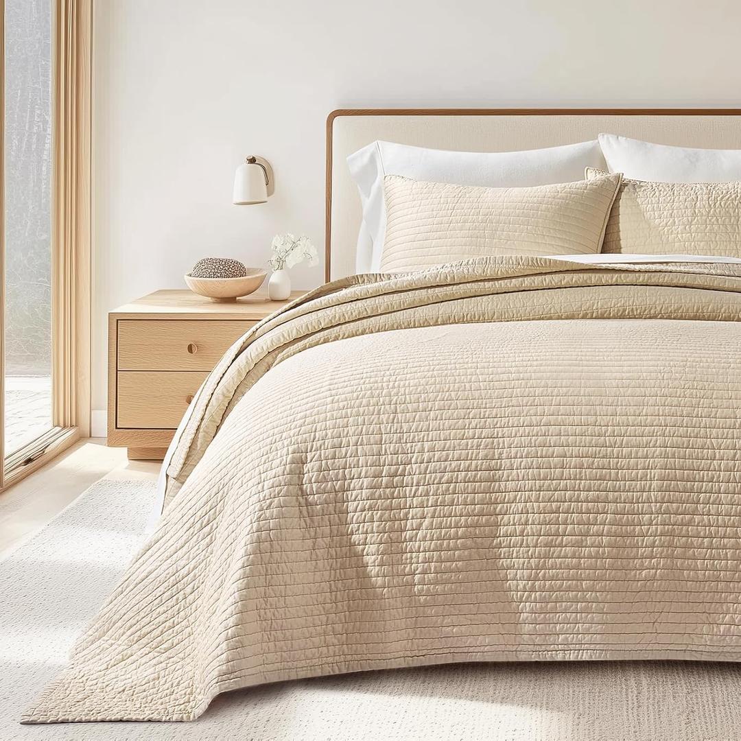 EVERGRACEHOME Cotton Sateen Quilt Set King Size, Pre-Washed Cotton Channel Stitch Coverlet Bedspread, 3 Pieces Lightweight Soft Bedding Sets for All Season, with 2 Pillow Shams, Light Sand (King/Cal King (108" x 96"))