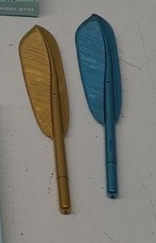 2 CT  Feather Pens 5 Pack