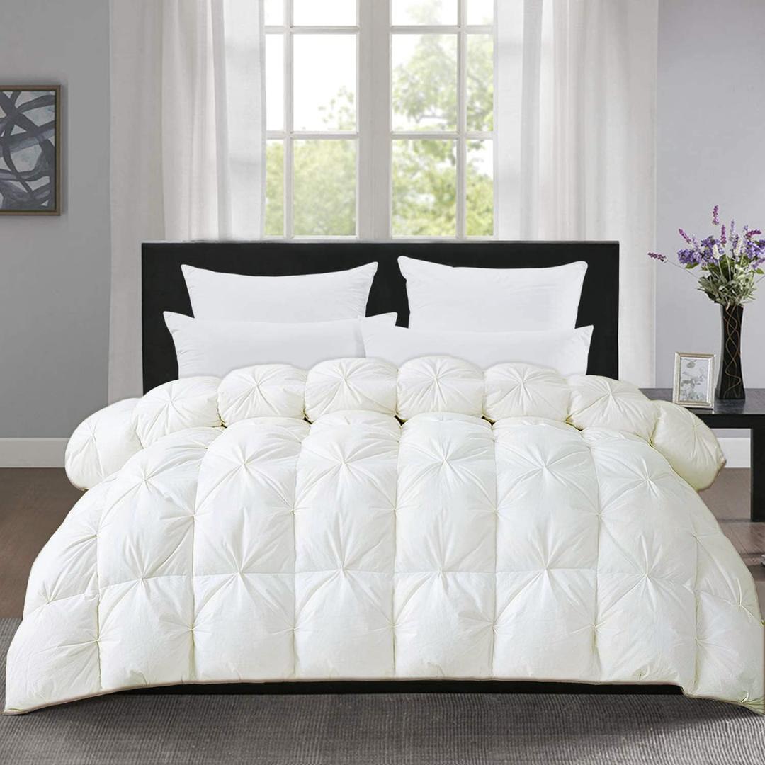 All-Season Luxury - Hotel Quality- Pintuck Style 100% Organic Cotton 1-Piece Pinch Pleat Comforter with 4 Corner Tabs, 500 GSM - Machine Washable (White, Alaskan King 136" x 120")