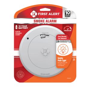 First Alert With Path Light Battery-Powered Photoelectric Smoke Detector, EXP: 10 Years After Instalation