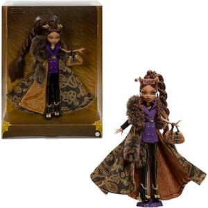 Monster High Doll, Clawdeen Wolf House of Wolf Collectible with Faux Fur Jacquard Coat, Purple Blazer Dress, Pantaboots and Golden Accessories