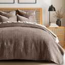 EverGrace Luxury Velvet Quilt Set King Size 3 Piece, Soft Cross-Stitch Velvet Comforter Set with Pillow Shams, Lightweight Coverlet Bedspread Bedding Set for All Seasons, Mushroom Brown