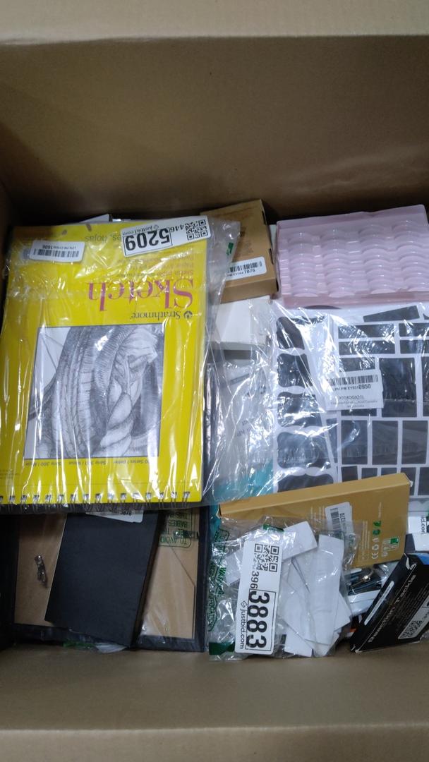 Box of Mixed Items