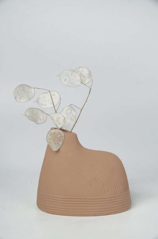 HD Designs Porcelain Vase 7.9 in