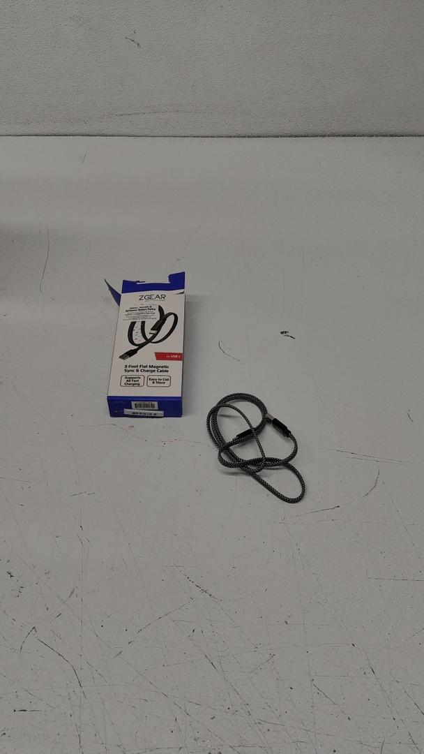 ZGEAR 3 Foot Flat Magnetic Sync & Charge Cable