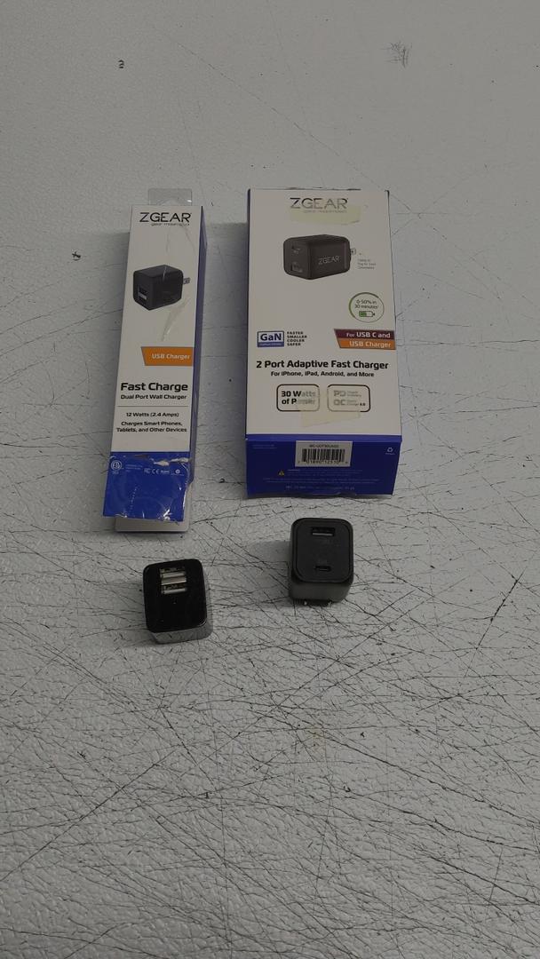 ZGear Fast Charge Dual Port Wall Charger USB Charger + 2 Port Adaptive Fast Charger