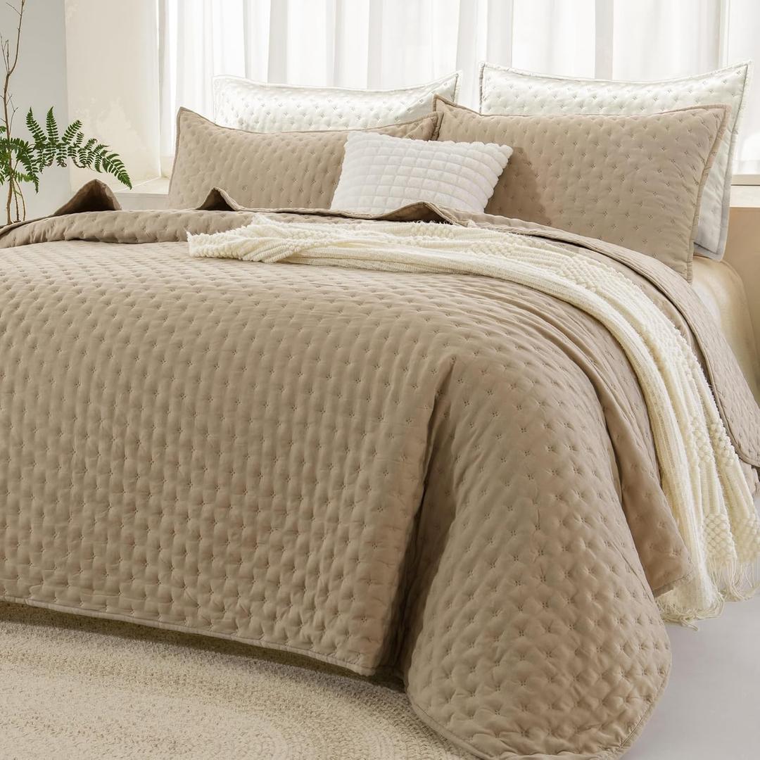 Lightweight Beige Comforter-68''x90'',Soft Microfiber Summer Quilt,Luxurious Warm Coverlet Comforter for All Seasons