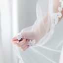 Unsutuo Bride Wedding Veil 1 Tiers Lace Applique Fingertip Bridal Tulle with Hair Comb for Women and Girls (White) (White)