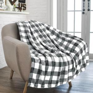 PAVILIA Light Grey Buffalo Plaid Throw Blanket for Couch, Soft Checkered Flannel Fleece Blanket for Sofa, Grey White Plaid Decorative Couch Throw, Warm Cozy All Season Fall Blanket Decor Gift, 50x60