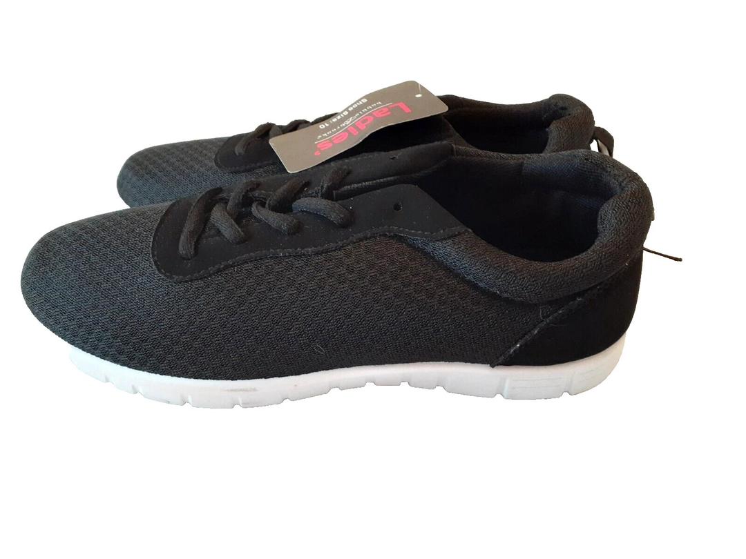 Bobbie Brooks Ladies Black Sneakers Size 9 Bobbie Brooks Ladies Black Sneakers Size 9