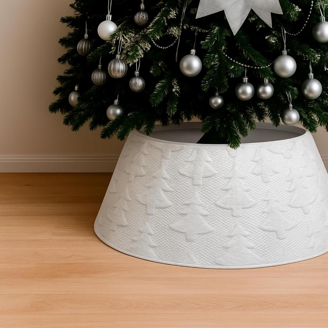 Halloscume 28.35 Inch Christmas Tree Collar Xmas Trees Skirt Boho Rustic White Faux Fur Christmas Tree Ring Skirt with Trees Pattern for Xmas Holiday Decoration Home Decor