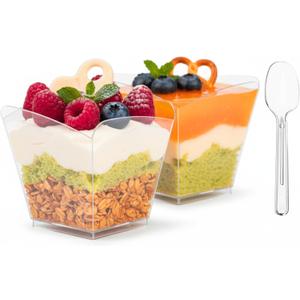 ZENFUN 100 Pack 4 oz Square Plastic Dessert Cups with Spoons, Clear Parfait Appetizer Cups, Mini Party Trifle Shooter Serving Cup for Mousse, Puddings, Cocktails Appetizers Fruit