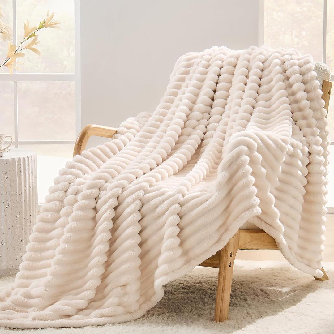 Cream Striped Throw Blanket, 330GSM Soft Plush Fleece Blanket for Couch Sofa Bed, Decorative Cozy Giftable Home Blanket, 50x70 Inches