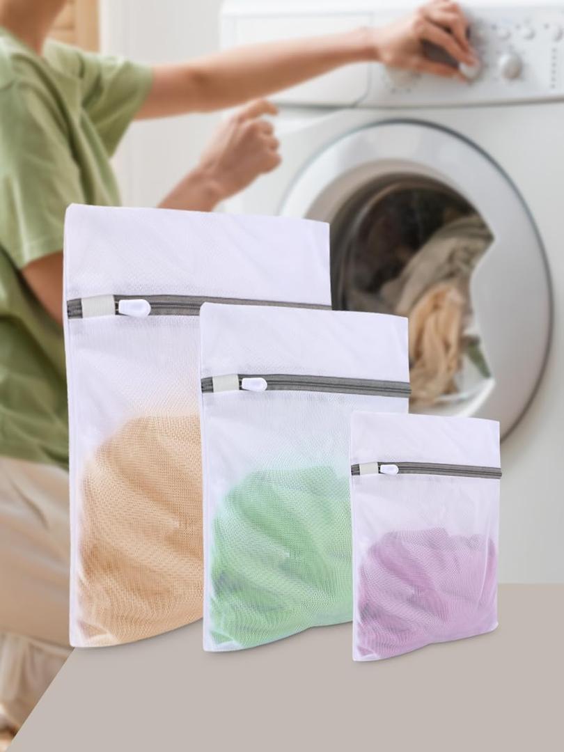 3Pcs Lingerie Bags for Washing Delicates, Small Fine Mesh Laundry Bags (1 Large,1 Medium,1 Small)