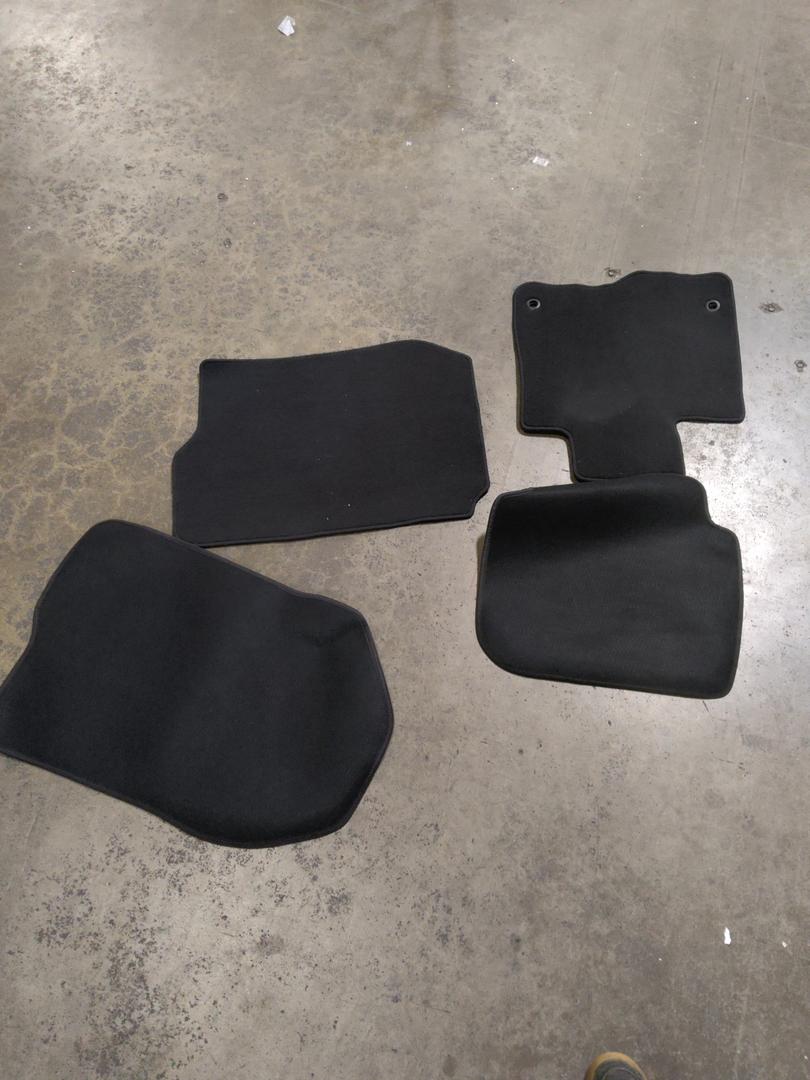Honda CRV 4 Pcs Floor Mats Black