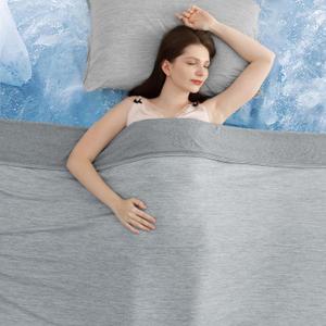 Elegear Revolutionary Cooling Blanket Twin, Absorbs Heat to Keep Body Cool for Night Sweats, Arc-Chill Cool 3.0 Fiber Q-Max>0.5 for Hot Sleepers, Lightweight Summer Cold Blankets for Sleeping, Grey