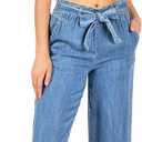 WAX JEAN Womens Juniors Wide Leg Stretchy Waist Belted Lyocell Pants (7, Light Denim)