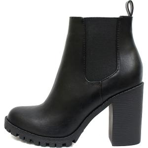 Soda Glove - Ankle Boot w/Lug Sole Elastic Gore and Chunky Heel, size 8