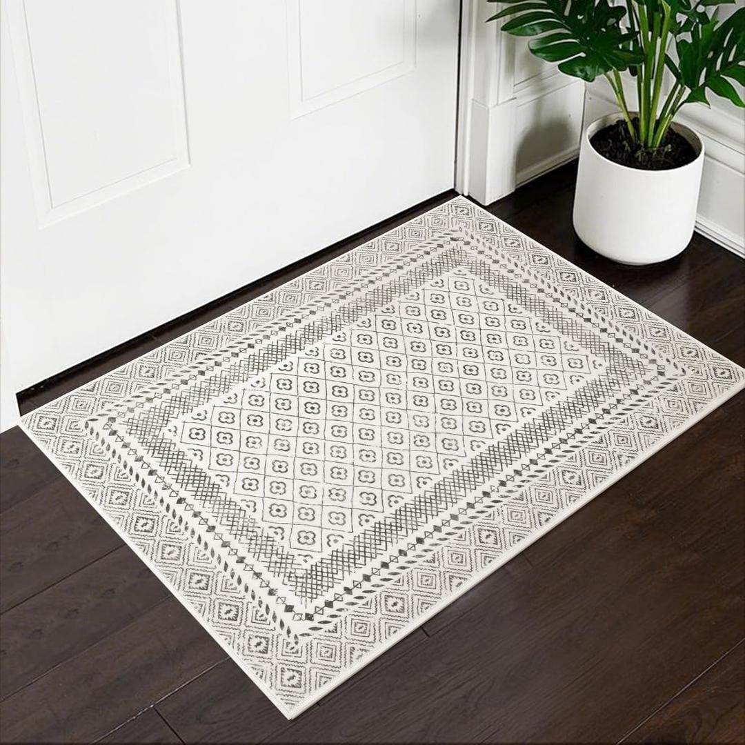 SHACOS 2x3 ft Area Rugs Soft Low Pile Non Slip Washable Small Rug Floor Mat for Entryway Doorway Kitchen Bathroom Bedroom, Moroccan Geometric Bordered, Beige Gray