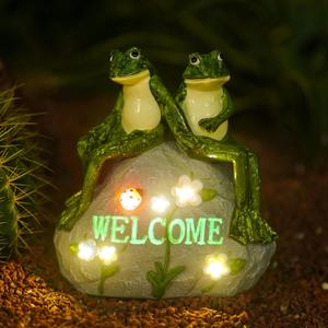 Nacome Solar Garden Outdoor Statues Frog with Succulent and 7 LED Lights - Lawn Decor for Patio, Balcony, Yard Ornament - Chrismtas Gifts for Mom Grandma