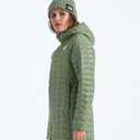 THE NORTH FACE Women's Thermoball Hooded Parka (Standard & Plus Size) | High Loft Insulation, Wind & Water Resistant S