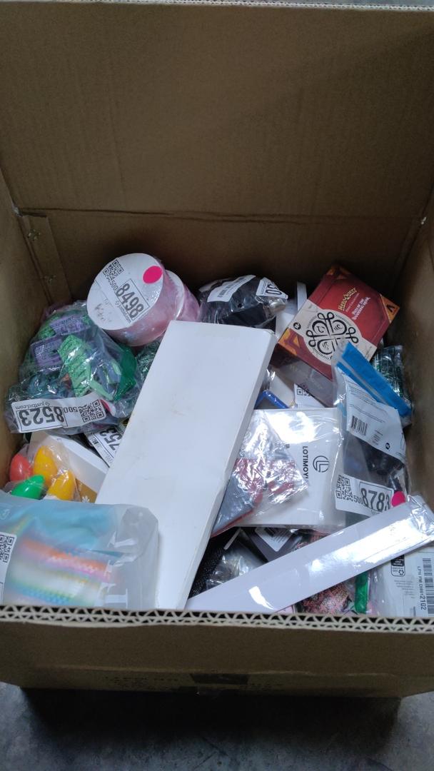 Box of Mixed Items, Retail Is Estimated