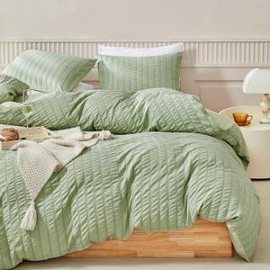 WARMDERN Duvet Cover Set Queen Size, 3pcs Washed Microfiber Green Bedding Set, Soft Breathable Striped Textured Seersucker Duvet Cover with Zipper Closure & Corner Ties(Green, Queen)