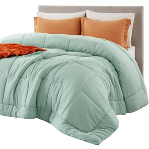 Bedsure Comforter Duvet Insert - Quilted Comforters Queen Size, All Season Duvet, GentleSoft Down Alternative Bedding, with 8 Tabs, Gifts for Women/Men, Sage Green, Queen 88 x 88 Inches