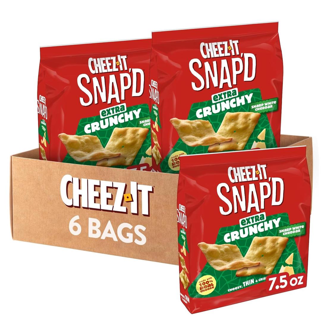 Cheez-It Snap'd Cheese Cracker Chips, Thin Crisps, Extra Crunchy, Sharp White Cheddar (6 Bags), Best By: 12/31/2025