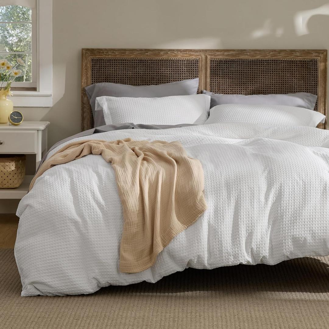 Bedsure Waffle Weave Duvet Cover King Size, Luxury, Soft & Breathable Comforter Cover for All Season, 3 Pieces Wrinkle-Resistant Zipper Bedding with 8 Corner Ties, Pure White