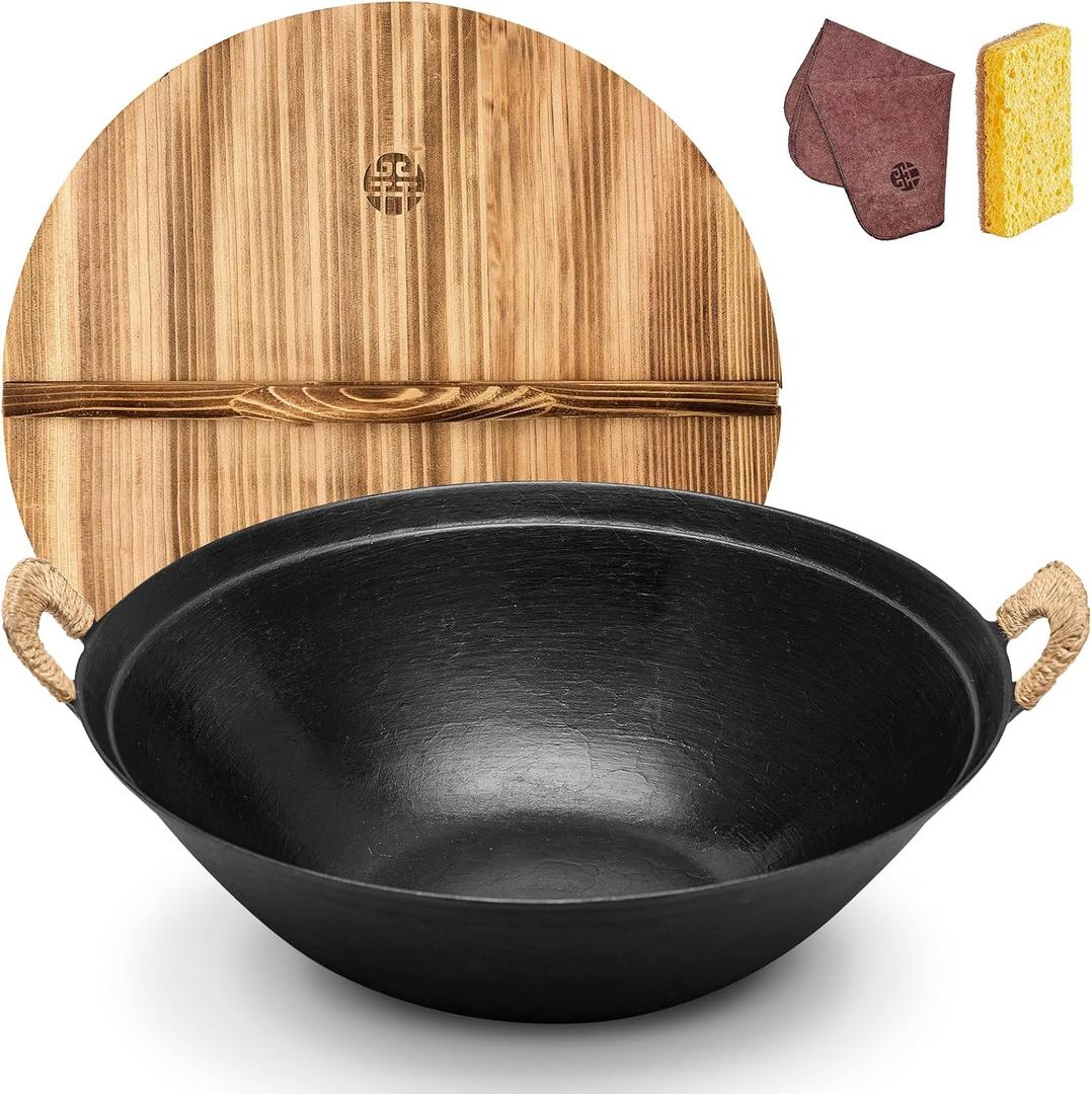 WANGYUANJI Cast Iron Wok Pan, 13.4 inch Cooking Wok Stir Fry Pan with Dual Handle and Wooden Lid, Suitable for All Cooktops, Uncoated Chinese Traditional wok