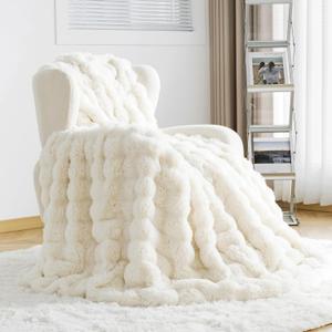 OMERAI Faux Fur Throw Blanket for Couch, Soft Fleece Blanket Queen Size, Warm Bubble Fuzzy Throw Blankets for Bed, Cozy Plush Reversible Beige Blanket, Luxury Decorative Blankets, 90x90