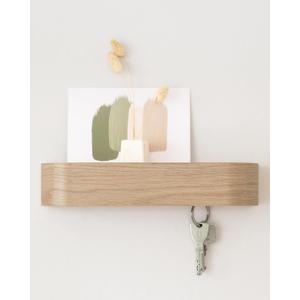 Kazai. Key Holder 'Fyndig' | Minimalist Key Hook Design from Berlin | Modern Key Holder Wall Mount with Wooden Shelf | Key Rack for Wall as Entryway Organizer | Oak, White