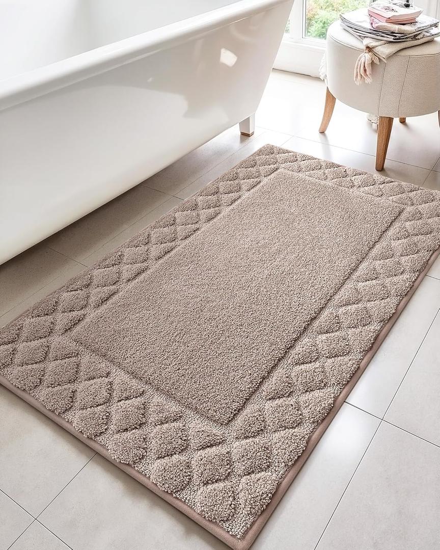 Color&Geomety Brown Bathroom Rugs, Ultra Soft Plush Bathroom Mat Super Absorbent Microfiber Fabric, 17"x30", Washable, Non Slip Bath mats for Outside Shower, Tub, Home Decor (1'5" x 2'6" (Rectangular))