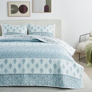 King Vintage Floral Quilt Coverlet & Pillow Shams | Blue Spring Bedding Sets| 3-Piece Reversible Summer Cottagecore Bedspread | Lightweight Quilt Set (King, Vintage Floral Stripe - Blue)