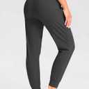 Soothfeel Women's Fleece Lined Joggers Pants High Waisted Water Resistant Thermal Sweatpants Winter Hiking Pants with Pockets (Black, S)