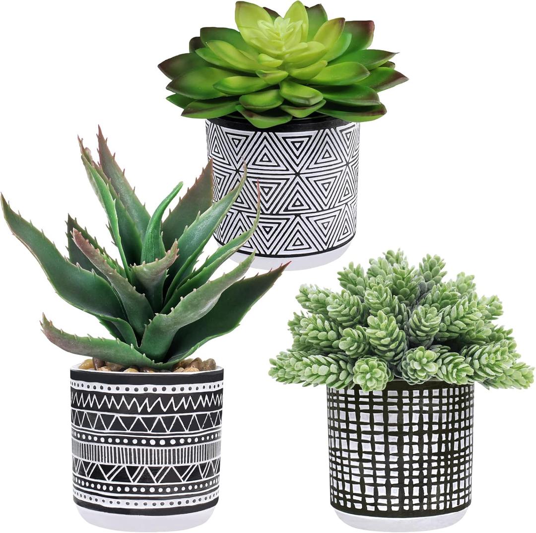 Winlyn Set of 2 Assorted Small Potted Succulents Arrangement Artificial Succulent Plants in Black and White Geometric Pots for Table Centerpiece Windowsill Shelf Indoor Outdoor Garden Greenery Decor
