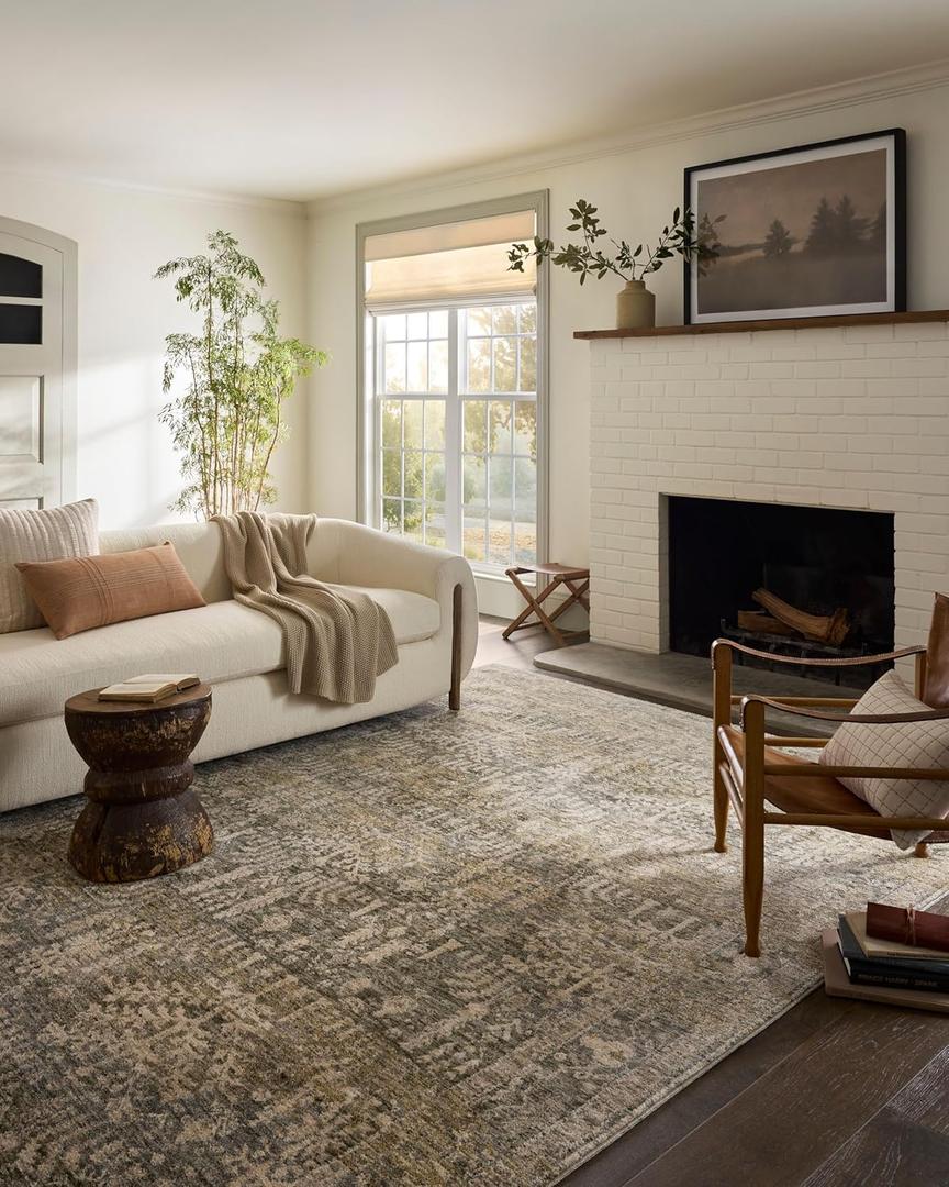 Loloi Magnolia Home by Joanna Gaines Junie Collection JUE-02 Moss/Natural 2'-0" x 3'-0", .38" Pile Height, Accent Rug