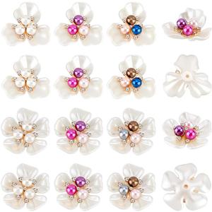 AHANDMAKER 24Pcs Pearl Rhinestone Buttons Embellishments, 6 Styles Rhinestone Flatback Beads Pearl Flower Buttons for Jewelry Making Scrapbooking DIY Crafts Wedding Hairpins Decoration (Mixed Color)