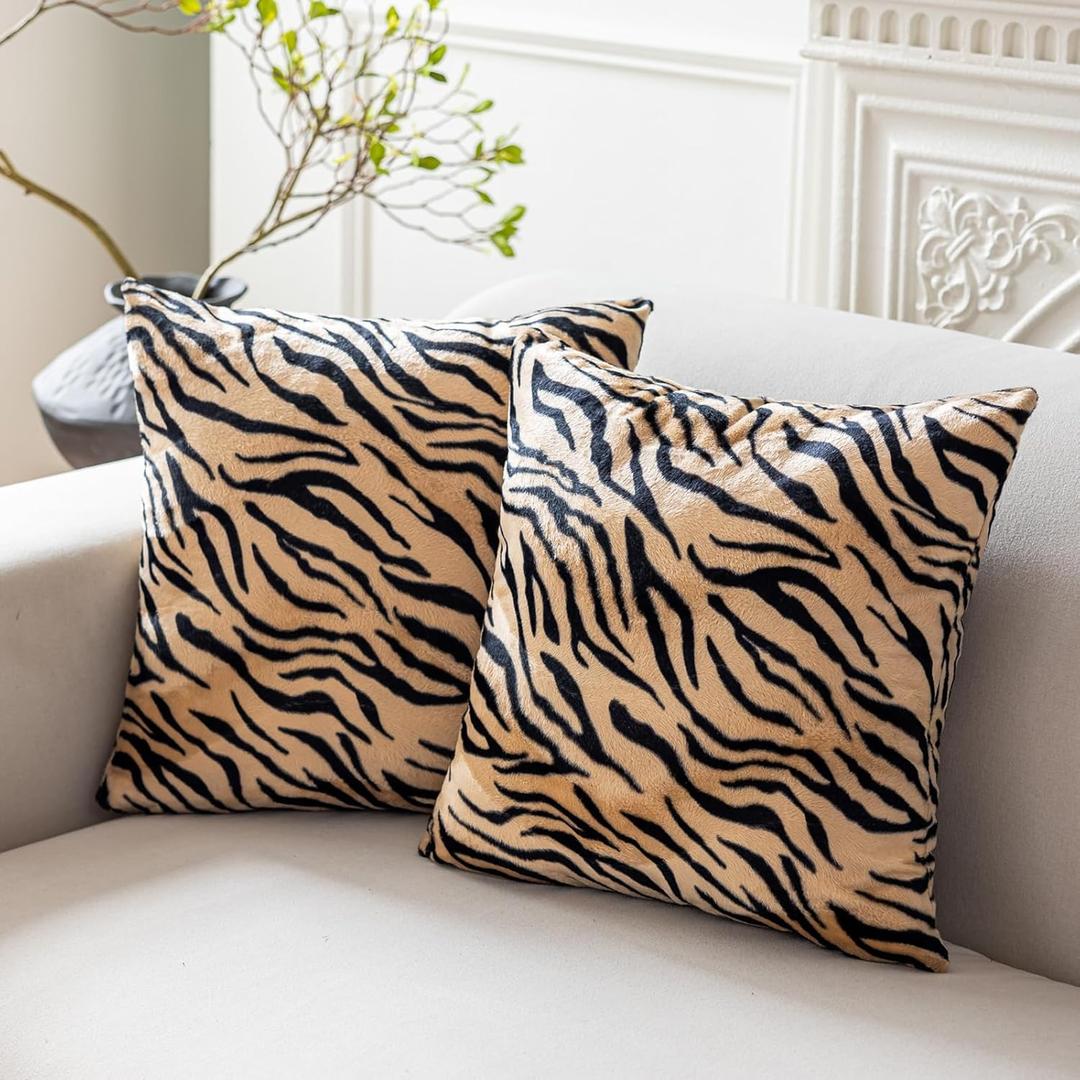 CARRIE HOME Tiger Decor Animal Print Tiger Pillow Covers Soft Velvet Throw Pillows 18x18 Set of 2 Modern Farmhouse Home Decor for Bedroom Couch Sofa (No Pillow Insert)