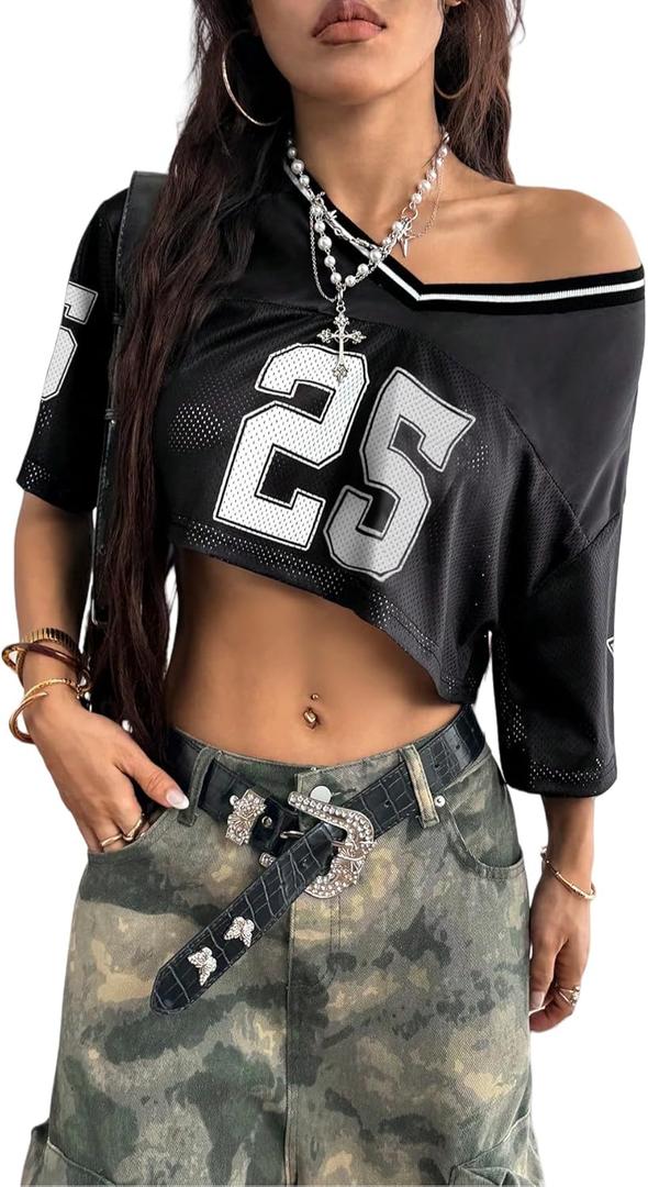 QJQ Jersey Shirts for Women Y2K Crop Tops Streetwear V Neck Half Sleeve Graphic T Shirts Football Soccer Tee Tops (Medium, Black)