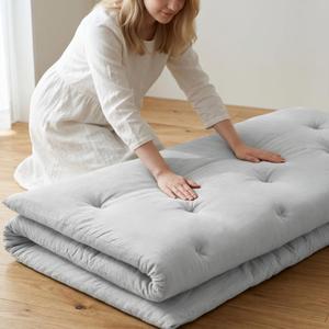 ZonLi Japanese Floor Mattress, 100% Cotton Cover Foldable Futon Mattress
Roll Up Tatami Sleeping Mat with Storage Bag, Suitable for Camping, Guest Room, Dormitory, Travel, Twin, 2.5" Thick