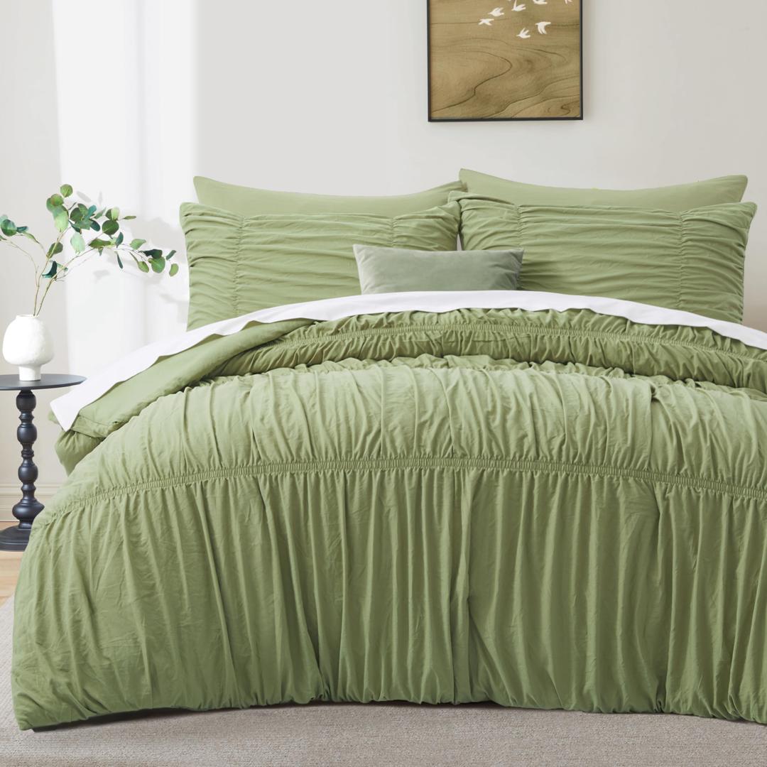 Oli Anderson Wavy Ruched Comforter Set Queen Size, Sage Green, 5 Pieces