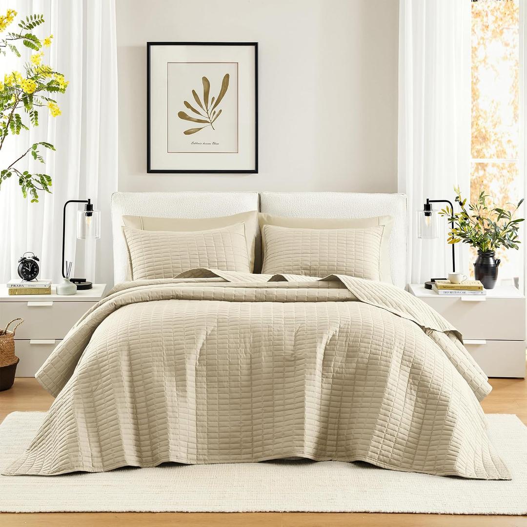 Comfort Spaces Ivory Oversized Queen Quilt Set 102"x118" Bedspread Quilted Summer Lightweight Microfiber Bedding Coverlet with Double Sided Stitching Soft All Season Cozy 3 Piece with Matching Shams
