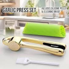 Garlic Press, Premium Rust Proof Kitchen Garlic Mincer Crusher Squeezer with Ergonomic handle, Ginger Crusher with Good Grip, Easy to Clean, Dishwasher Safe, Gold