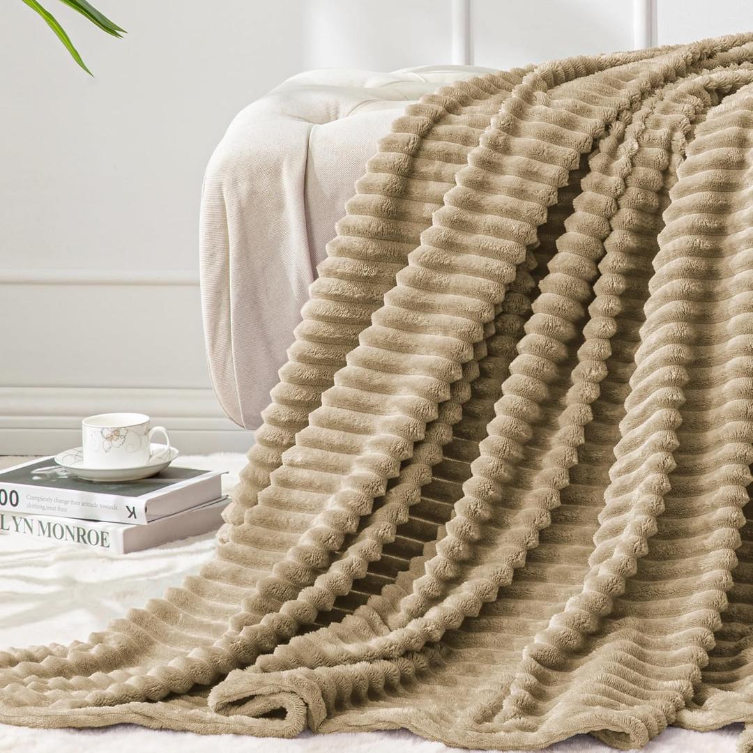 BEDELITE Fleece Throw Blanket for Couch 3D Ribbed Jacquard Soft and Warm Decorative Fuzzy Blanket Cozy, Fluffy, Plush Lightweight Brown Throw Blankets for Bed, Sofa, 50x60 inches