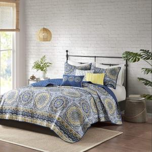 Madison Park Tangiers Quilt Modern Classic Design All Season, Breathable Coverlet Lightweight Bedding Set, Matching Shams, Decorative Pillow, Full/Queen(90"x90"), Circle Blue 6 Piece