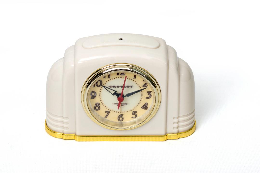 Crosley Vintage Art Deco Analog Alarm Clock, Quiet Sweep Non-Ticking, Automatic Dimmable Smart Light, Simple Controls, (Beige)